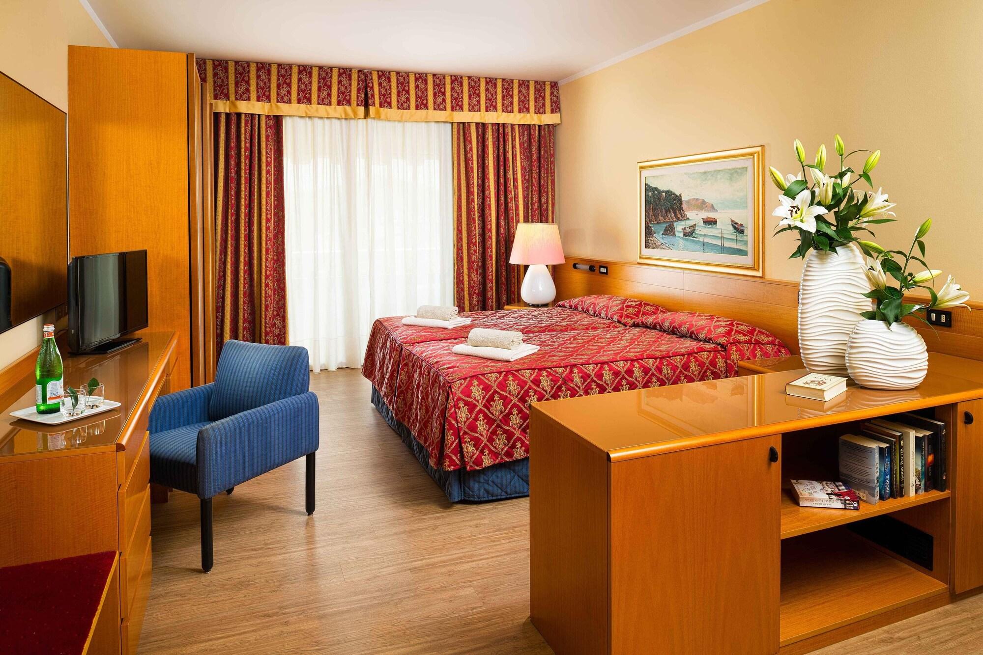 Hotel Metropole 아바노테르메 외부 사진